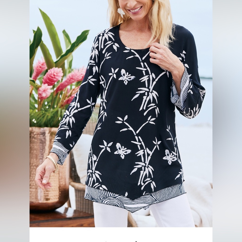 Soft Surroundings Black and White Bamboo Bella Print Tunic Top. Size XS.